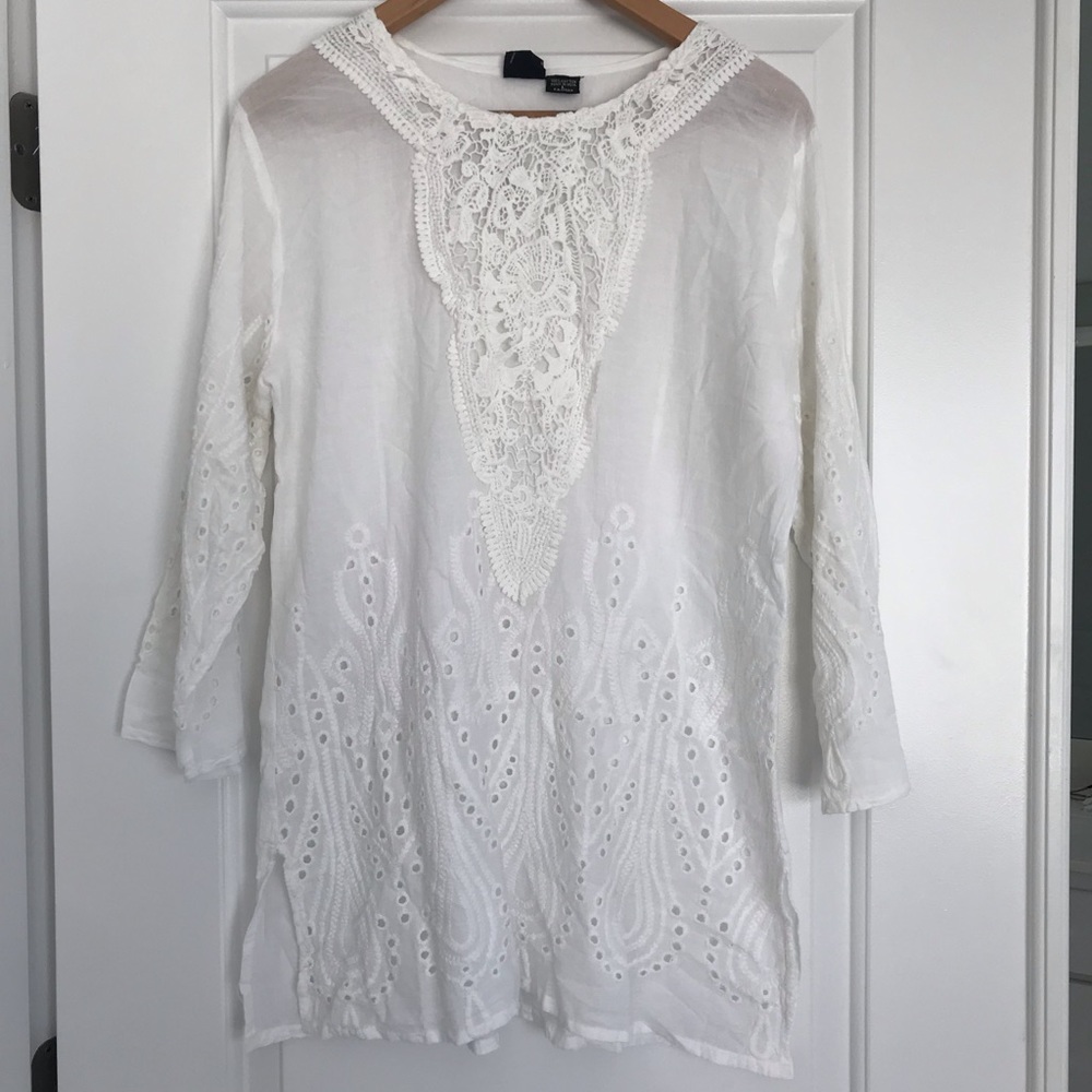 White Cotton Embroidered Tunic/Bathing Suit Cover